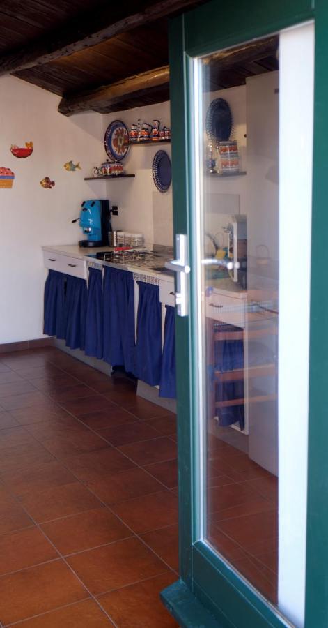 Attico Con Terrazza Sul Porto Apartment Palermo Bagian luar foto
