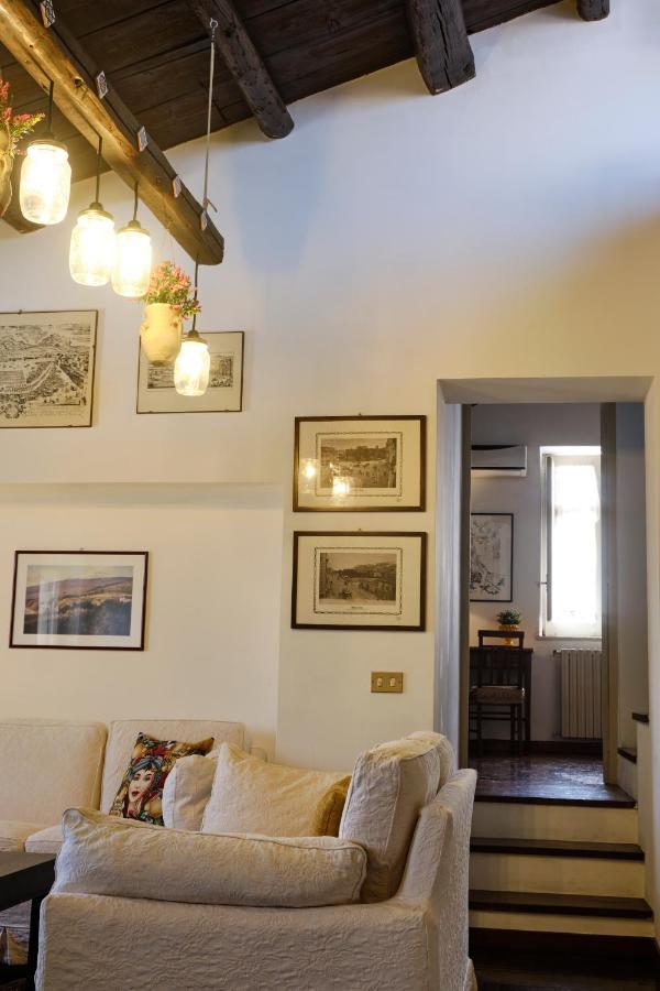 Attico Con Terrazza Sul Porto Apartment Palermo Bagian luar foto