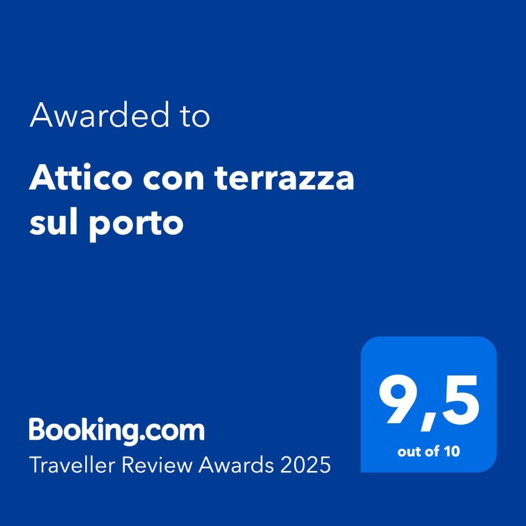 Attico Con Terrazza Sul Porto Apartment Palermo Bagian luar foto